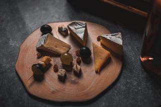 Comment composer un plateau de fromages équilibré ?